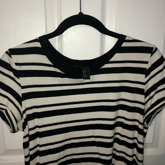 Forever 21 T-shirt Dress - Picture 2 of 3